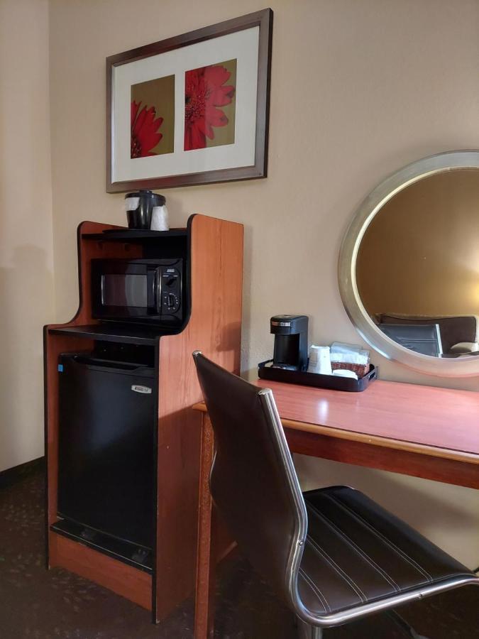 Baymont By Wyndham Portage Hotel Ngoại thất bức ảnh
